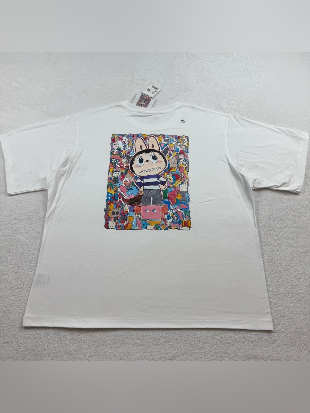 Uniqlo UT X Pop Mart monsters T-shirt women’s size 3XL white labubu embroidered